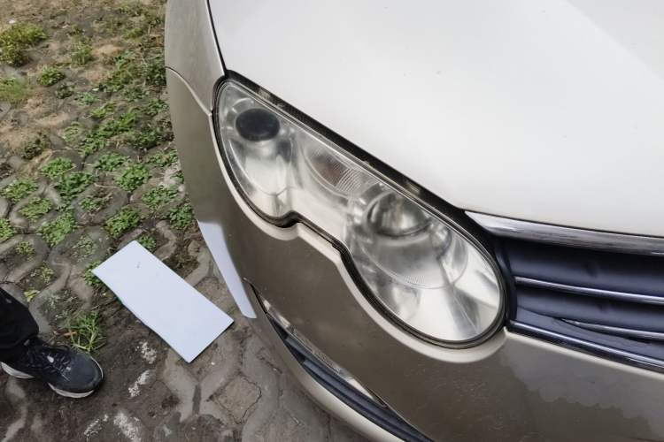 Used Roewe 550 2012 550 1.8L Automatic Value Edition Right Front Headlight
