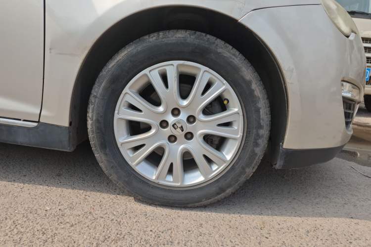 Used Roewe 550 2012 550 1.8L Automatic Value Edition Right Front Wheel Hub