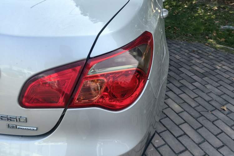 Used Roewe 550 2012 550 1.8L Manual Value Edition Right Rear Taillight