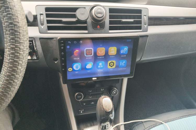 Used Roewe 550 2012 550S 1.8L Automatic Start Prestige Edition Audio And AC Panel