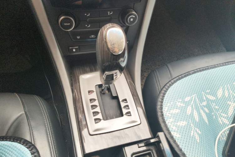 Used Roewe 550 2012 550S 1.8L Automatic Start Prestige Edition Gear Lever