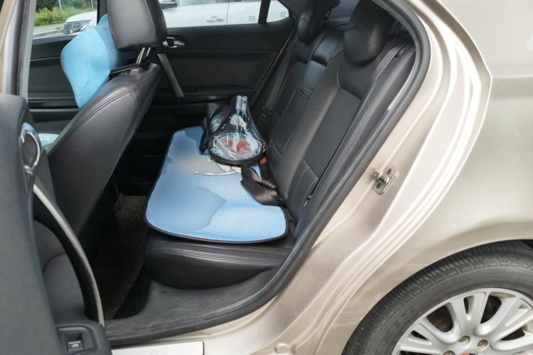 Used Roewe 550 2012 550S 1.8L Automatic Start Prestige Edition Left Rear Seat