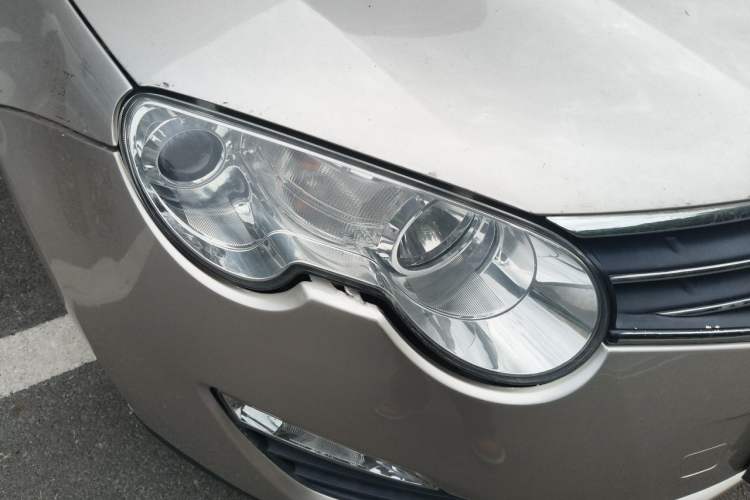 Used Roewe 550 2012 550S 1.8L Automatic Start Prestige Edition Right Front Headlight