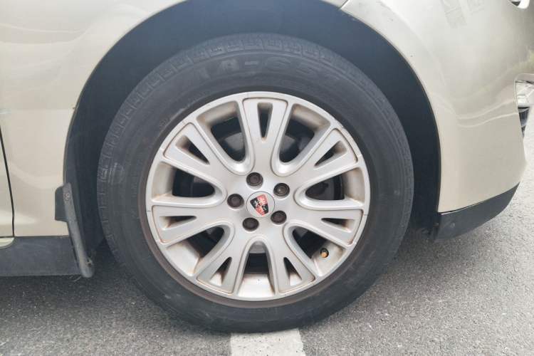 Used Roewe 550 2012 550S 1.8L Automatic Start Prestige Edition Right Front Wheel Hub