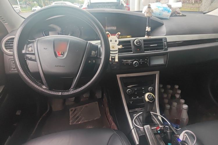 Used Roewe 550 2012 550 1.8L Manual Value Edition Center Console