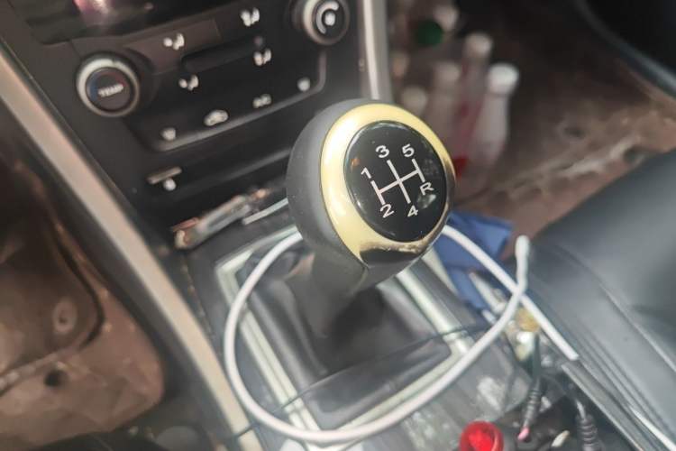 Used Roewe 550 2012 550 1.8L Manual Value Edition Gear Lever