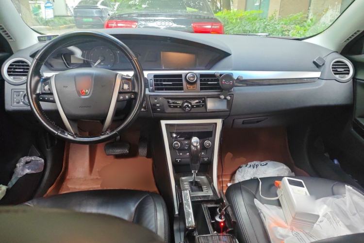 Used Roewe 550 2012 550D 1.8T Automatic Prestige Edition Center Console