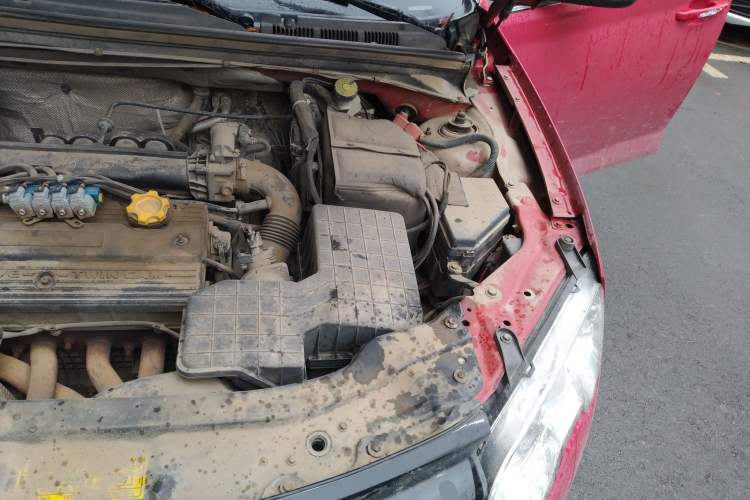 Used Roewe 550 2012 550 1.8L Automatic Value Edition Engine Bay Left