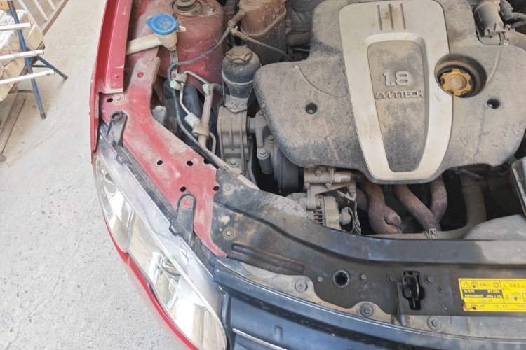 Used Roewe 550 2012 550 1.8L Automatic Value Edition Engine Bay Right