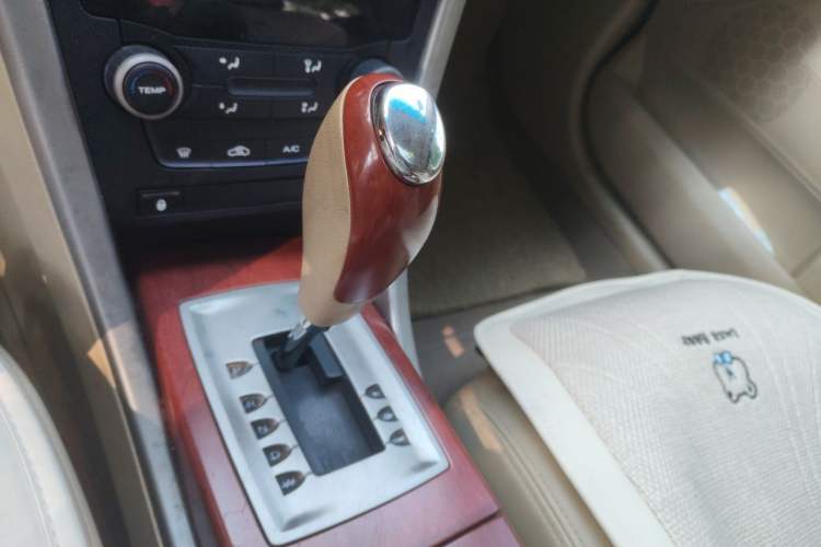 Used Roewe 550 2012 550 1.8L Automatic Value Edition Gear Lever