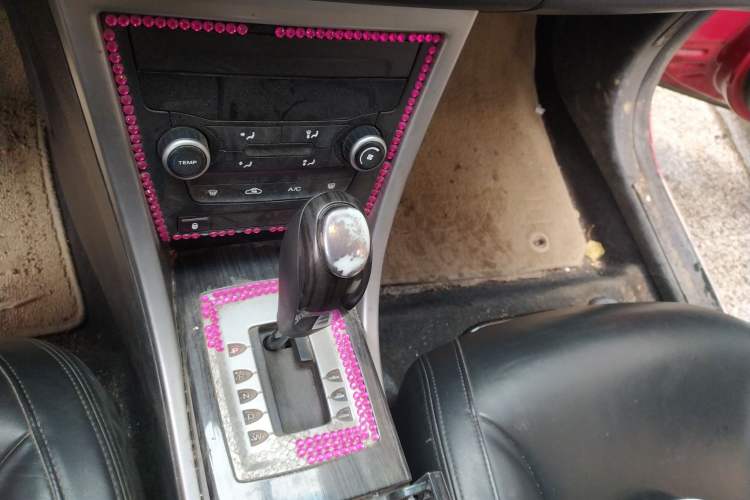 Used Roewe 550 2012 550 1.8L Automatic Value Edition Gear Lever