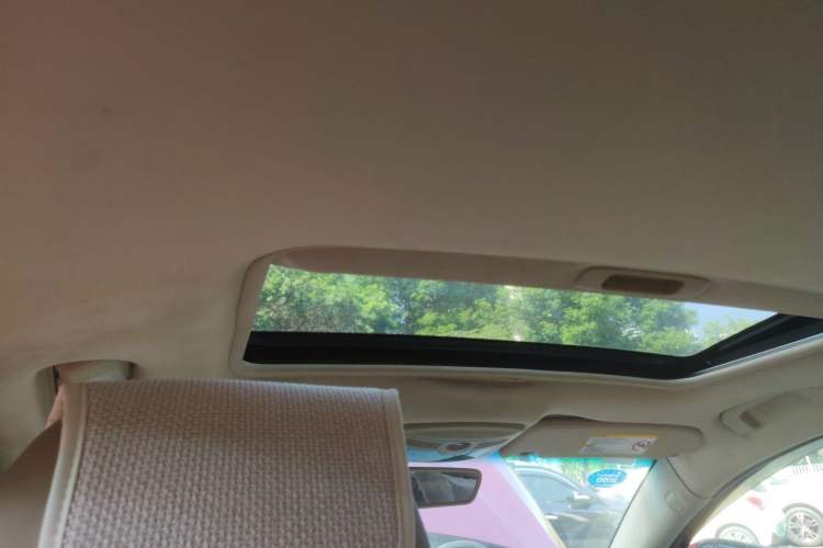 Used Roewe 550 2012 550 1.8L Automatic Value Edition Headliner