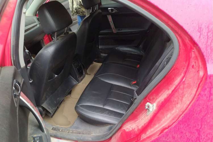 Used Roewe 550 2012 550 1.8L Automatic Value Edition Left Rear Seat