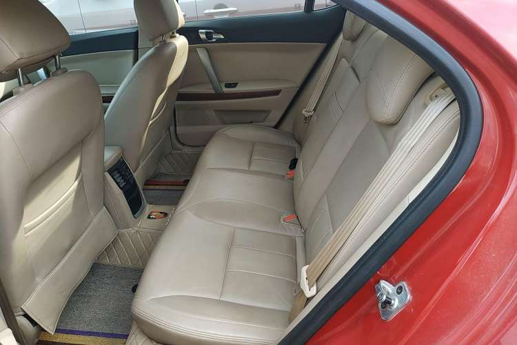 Used Roewe 550 2012 550 1.8L Automatic Value Edition Left Rear Seat