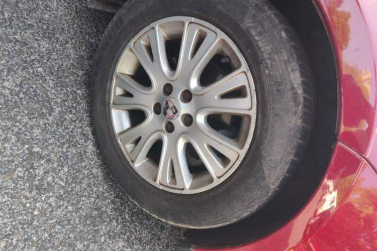 Used Roewe 550 2012 550 1.8L Automatic Value Edition Right Front Wheel Hub