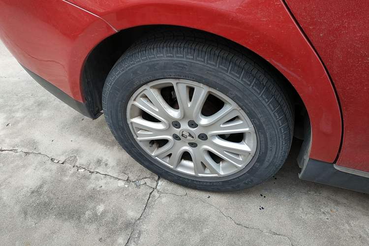 Used Roewe 550 2012 550 1.8L Automatic Value Edition Right Rear Wheel Hub