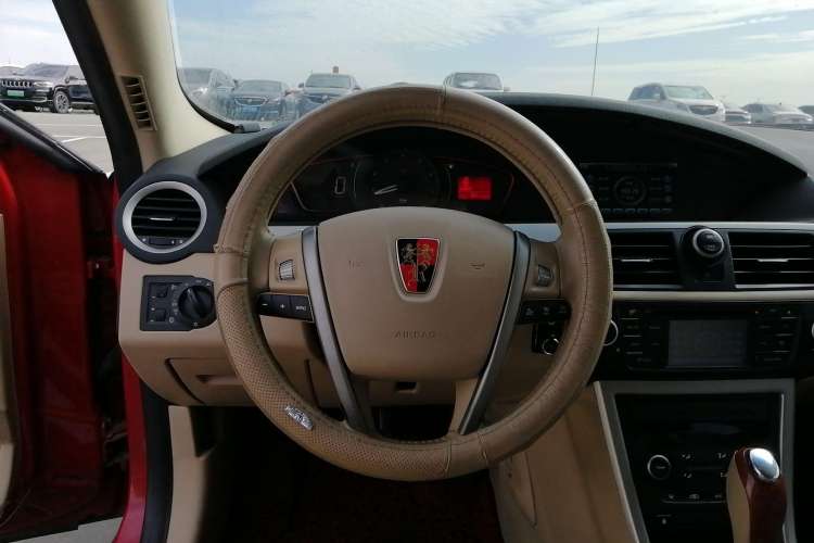 Used Roewe 550 2012 550 1.8T Automatic Full-Gold Limited Edition Steering Wheel