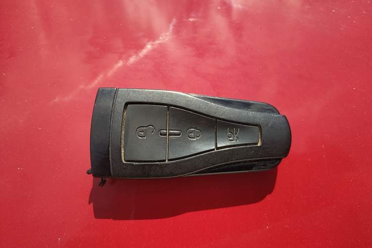 Used Roewe 550 2012 550 1.8T Automatic Full-Gold Limited Edition Vehicle Key