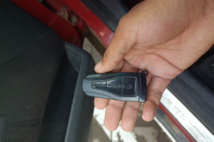 Used Roewe 550 2012 550 1.8L Automatic Value Edition Vehicle Key