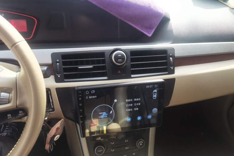 Used Roewe 550 2012 550S 1.8L Manual Qiyi Edition Audio And AC Panel