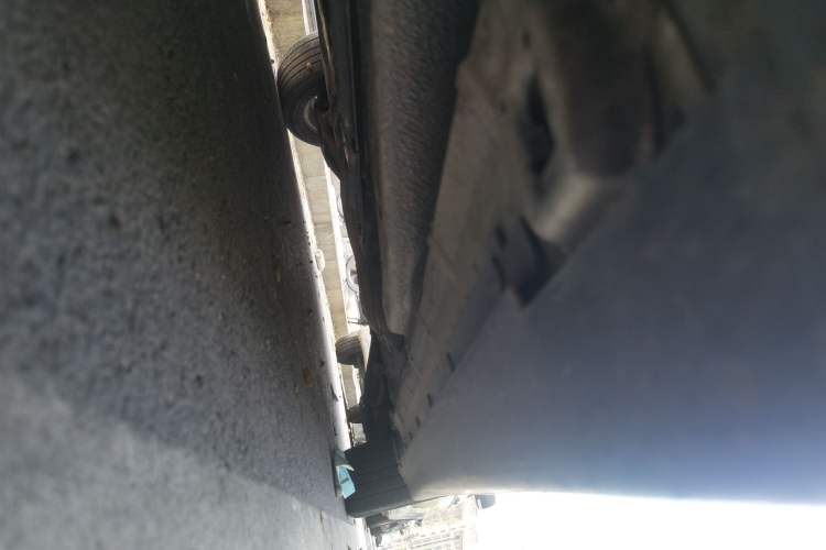 Used Roewe 550 2012 550S 1.8L Manual Qiyi Edition Chassis Front Left