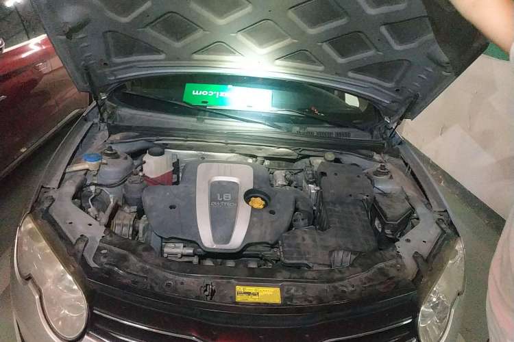 Used Roewe 550 2012 550 1.8L Automatic Value Edition Engine Bay