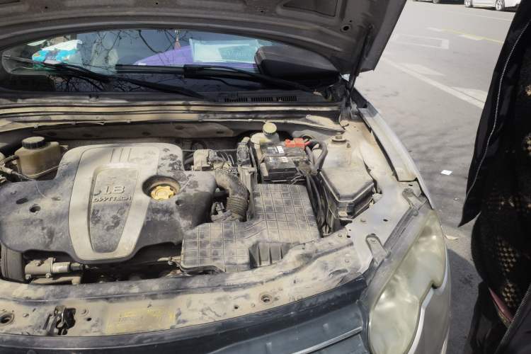 Used Roewe 550 2012 550S 1.8L Manual Qiyi Edition Engine Bay Left