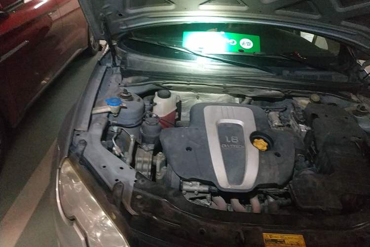 Used Roewe 550 2012 550 1.8L Automatic Value Edition Engine Bay Right