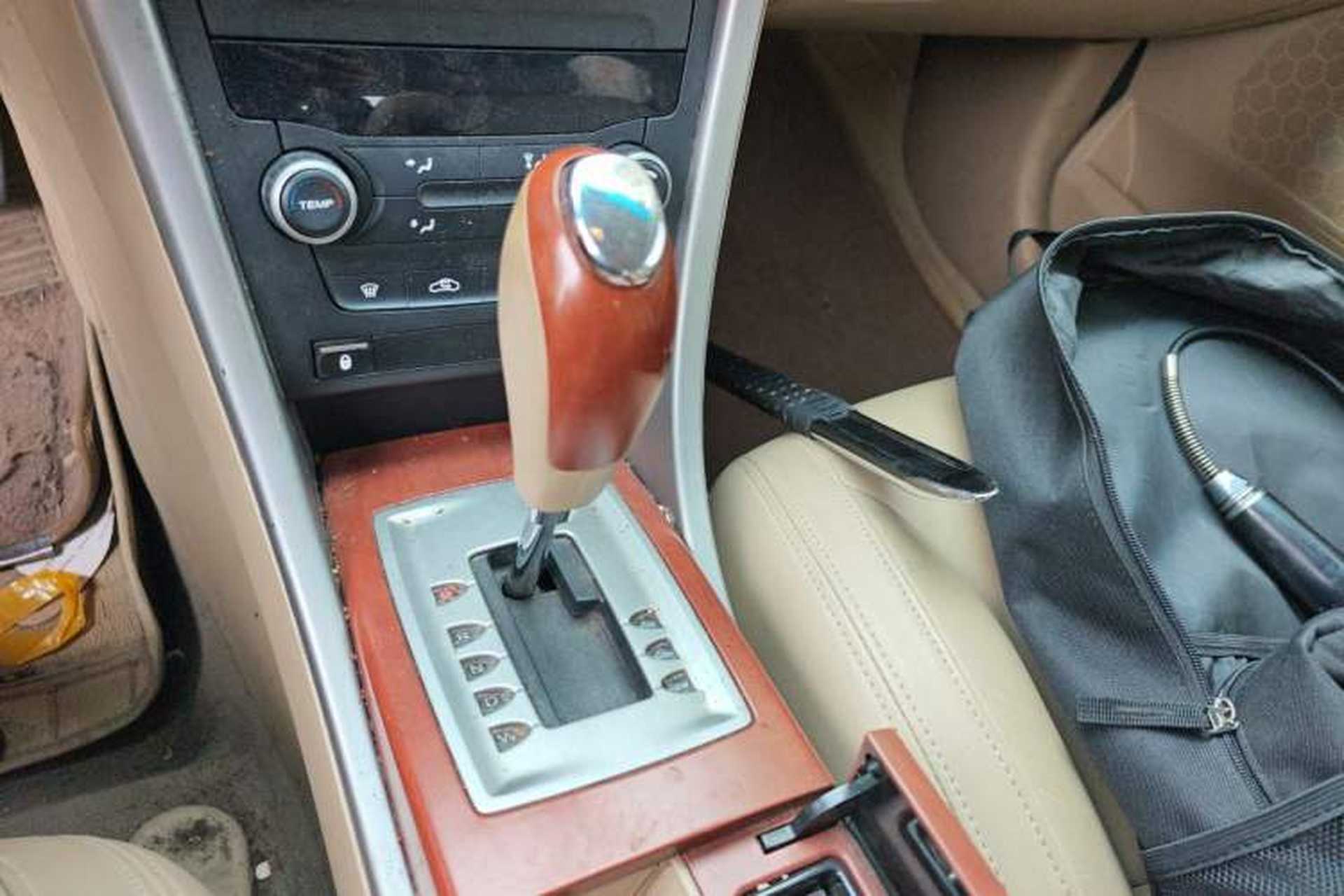 Used Roewe 550 2012 550 1.8L Automatic Value Edition Gear Lever