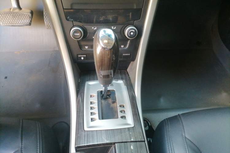 Used Roewe 550 2012 550 1.8L Automatic Value Edition Gear Lever