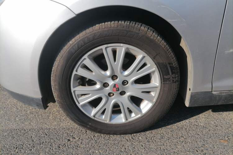 Used Roewe 550 2012 550 1.8L Automatic Value Edition Left Front Wheel Hub