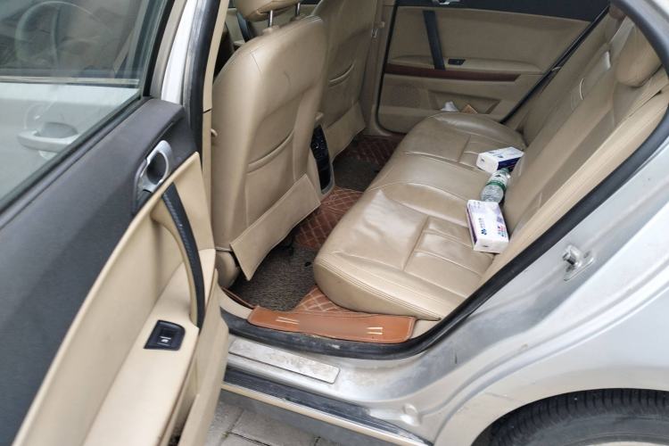 Used Roewe 550 2012 550S 1.8L Automatic Start Prestige Edition Left Rear Seat