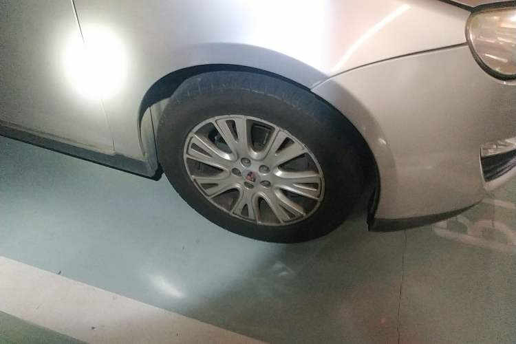Used Roewe 550 2012 550 1.8L Automatic Value Edition Right Front Wheel Hub