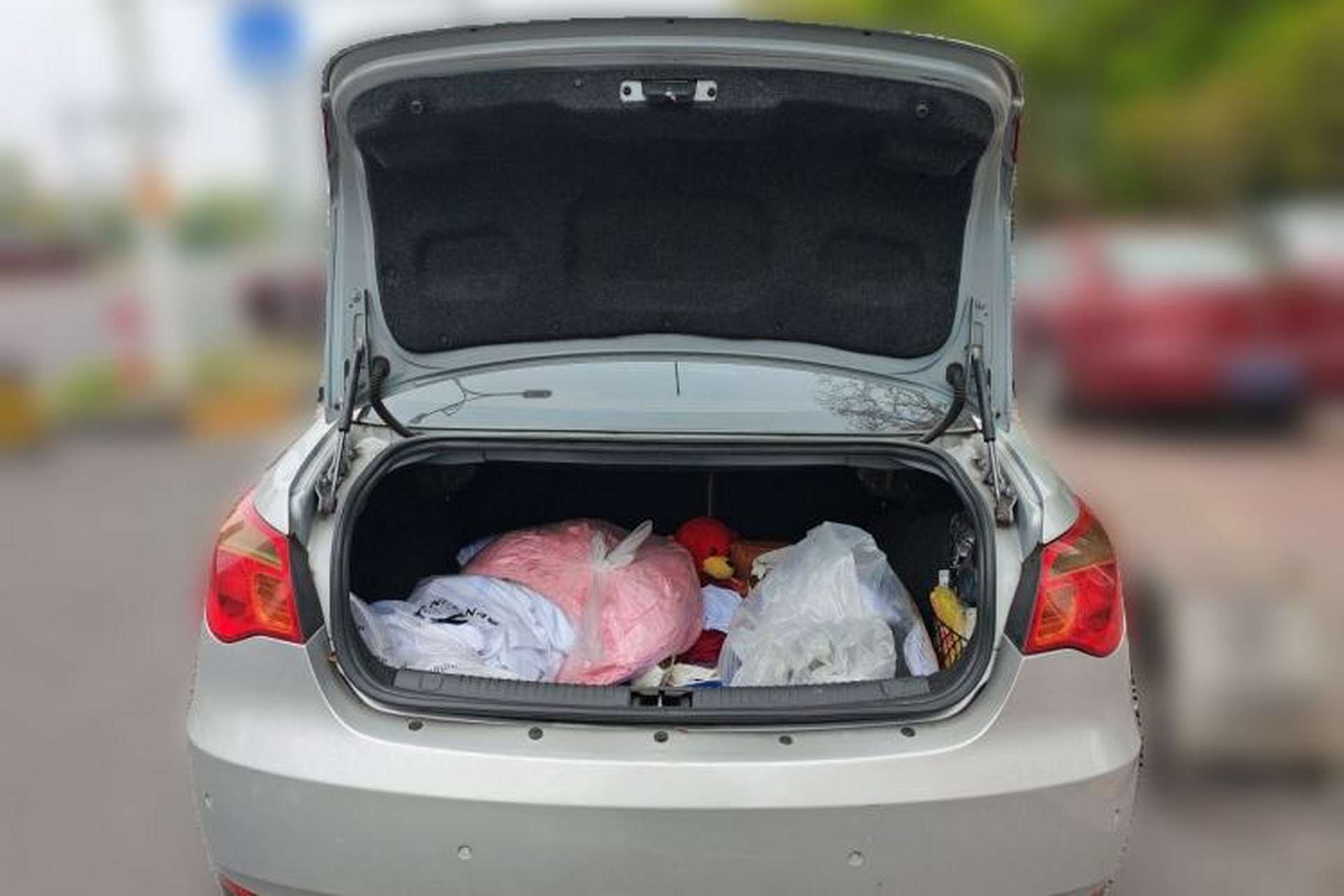 Used Roewe 550 2012 550 1.8L Automatic Value Edition Trunk
