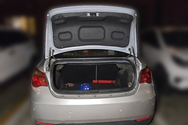 Used Roewe 550 2012 550 1.8L Manual Value Edition Trunk