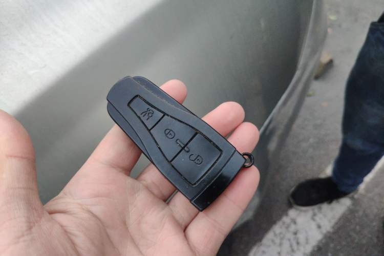 Used Roewe 550 2012 550 1.8T Manual "Gold Edition" Limited Model Vehicle Key