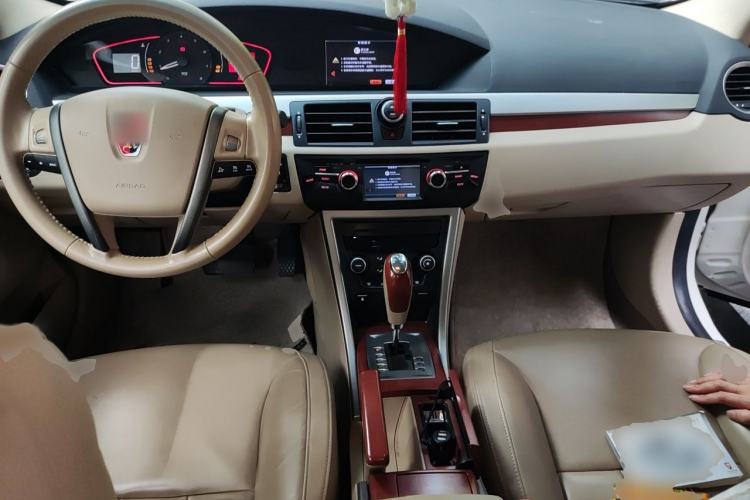 Used Roewe 550 2012 550 1.8L Automatic Value Edition Center Console