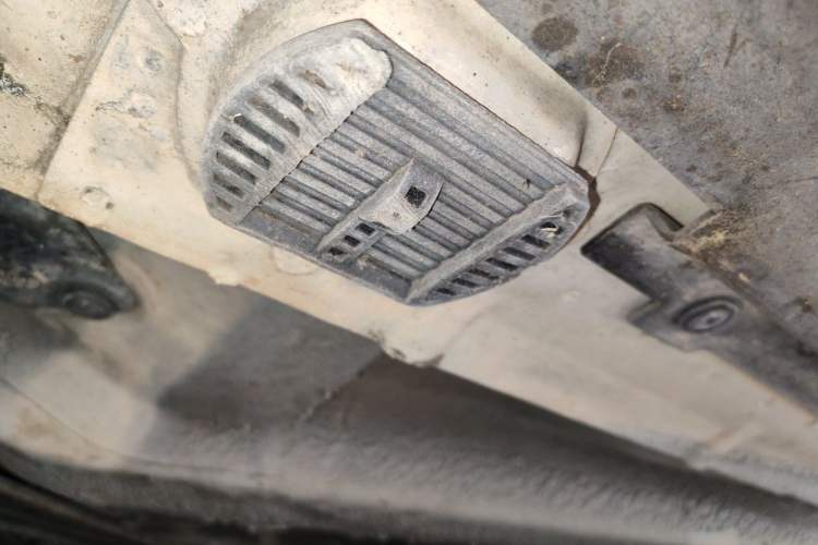 Used Roewe 550 2012 550 1.8L Automatic Value Edition Chassis Front Left
