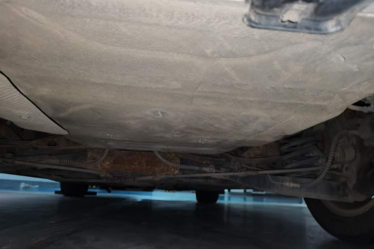 Used Roewe 550 2012 550D 1.8T Automatic Prestige Edition Chassis Rear