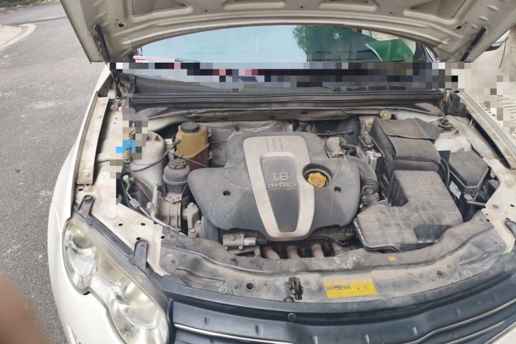 Used Roewe 550 2012 550 1.8L Automatic Value Edition Engine Bay