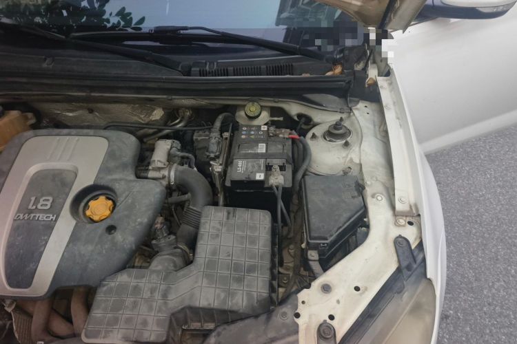 Used Roewe 550 2012 550 1.8L Automatic Value Edition Engine Bay Left
