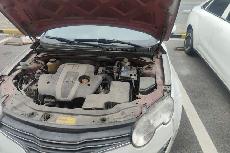 Used Roewe 550 2012 550 1.8L Automatic Value Edition Engine Bay Left