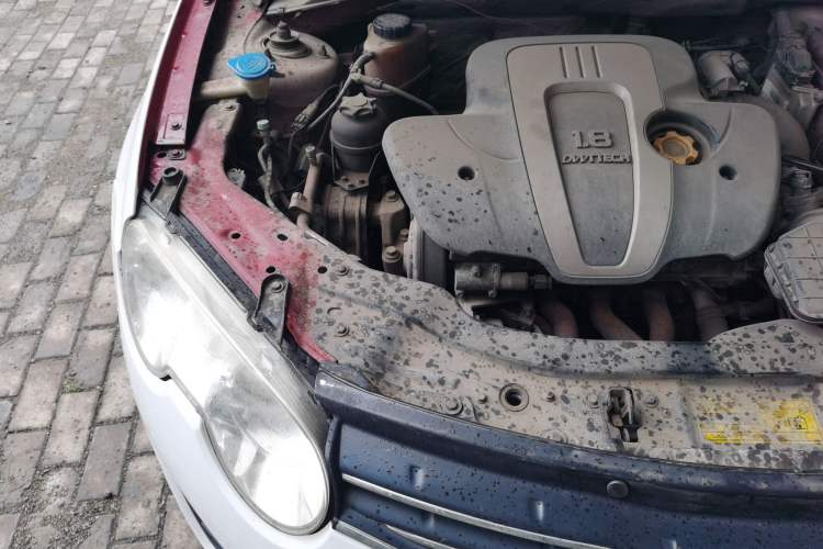 Used Roewe 550 2012 550S 1.8L Automatic Start Prestige Edition Engine Bay Right