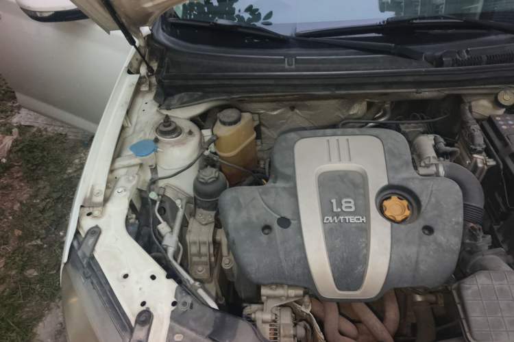 Used Roewe 550 2012 550 1.8L Automatic Value Edition Engine Bay Right