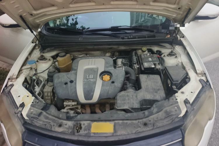 Used Roewe 550 2012 550 1.8L Automatic Value Edition Engine Bay