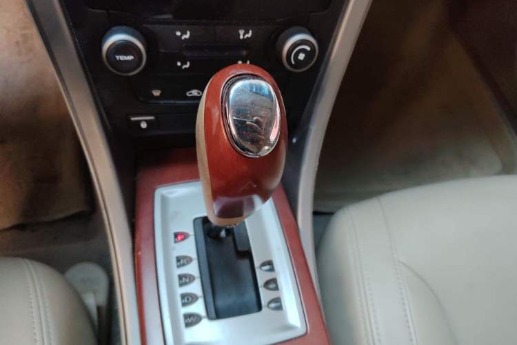 Used Roewe 550 2012 550 1.8L Automatic Value Edition Gear Lever