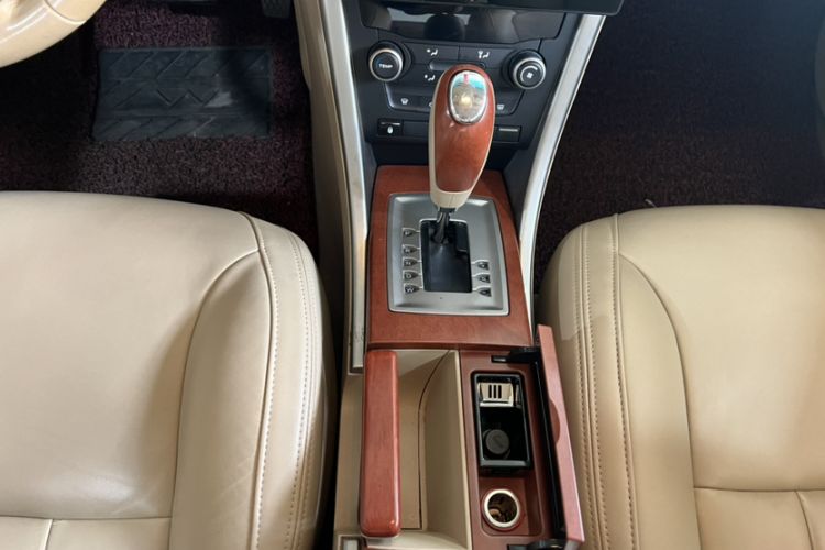 Used Roewe 550 2012 550 1.8L Automatic Value Edition Interior 4
