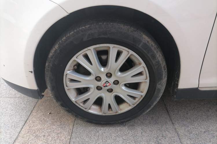 Used Roewe 550 2012 550 1.8L Manual Value Edition Left Front Wheel Hub