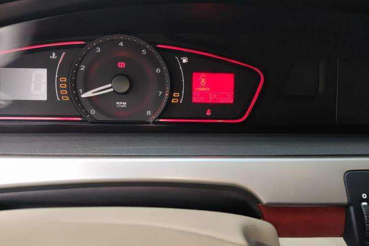 Used Roewe 550 2012 550 1.8L Automatic Value Edition Odometer Close Up