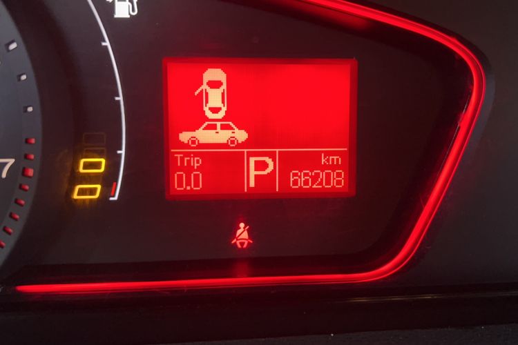 Used Roewe 550 2012 550 1.8L Automatic Value Edition Odometer Close Up